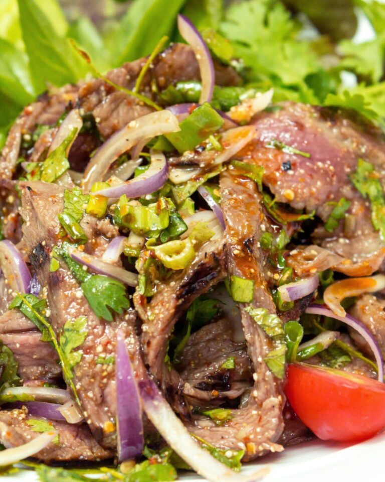 Grilled Beef Steak Salad with Thai Dressing high protein calorie deficit meal
